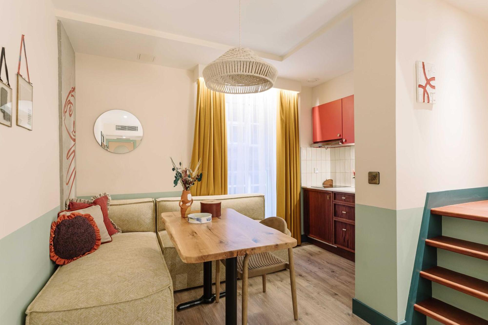 Room2 Belfast Hometel Екстер'єр фото